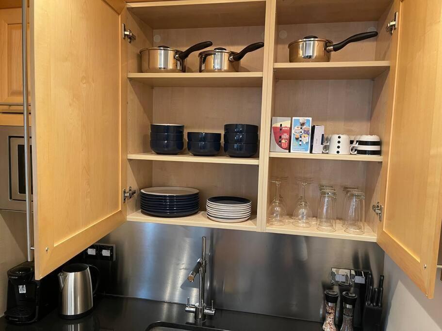 Appartement Luxurious Serviced Apt Next To The City Of London And Tower Bridge Extérieur photo